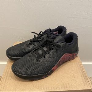 Nike Metcon 5 Black Sunset Pulse Mens 10
